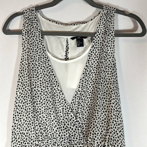 H&M Black & White Speckled Mini Chiffon Dress NWT - Picture 2 of 9